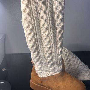 Cream Cable Knit Leg Warmers